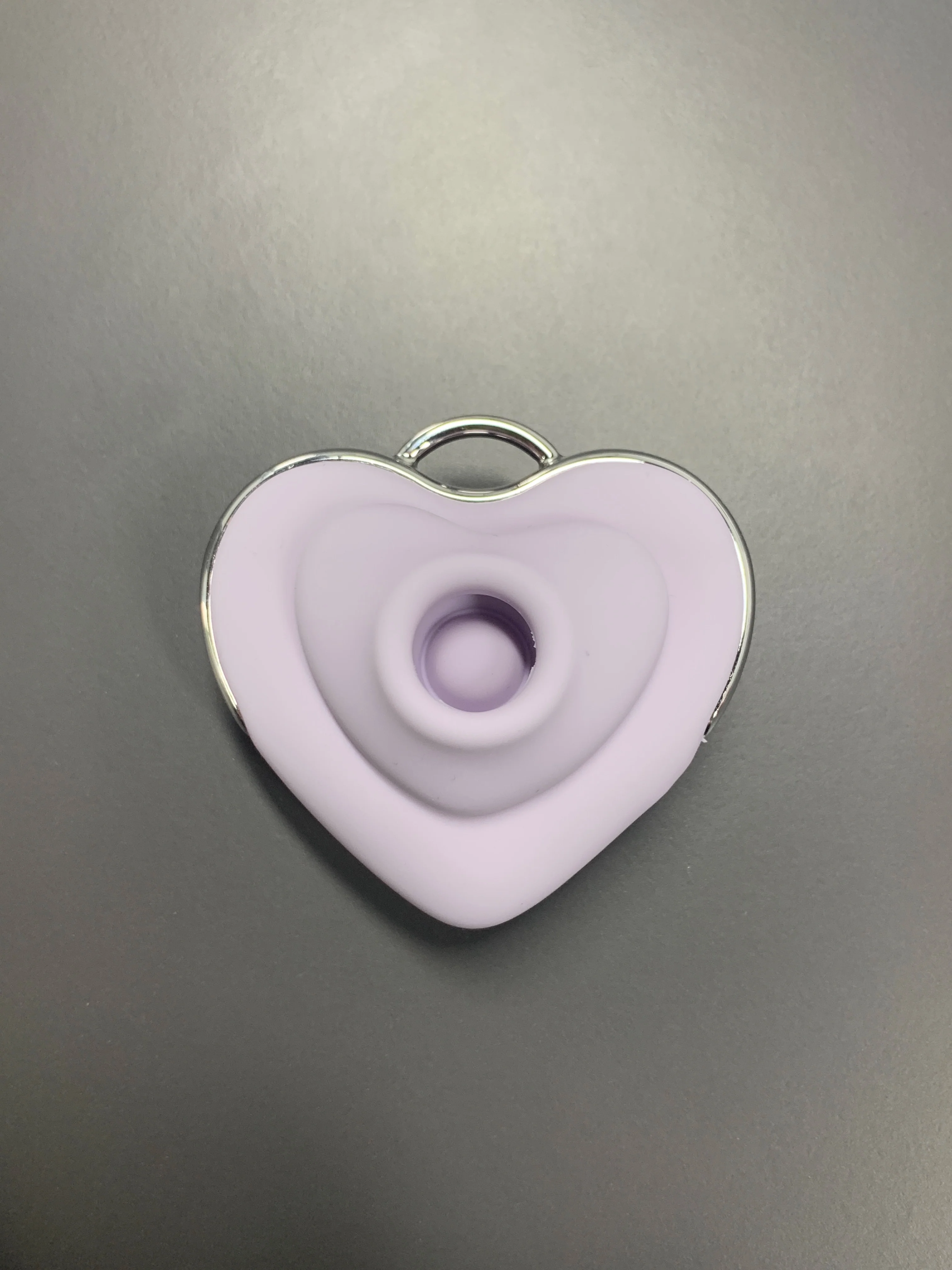 Le Heart Suction Vibe in Purple - Image 8