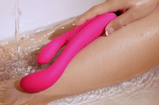 Lovense Osci 3 Remote-controlled Heating Thumper Rabbit Vibrator - Pink - Image 7