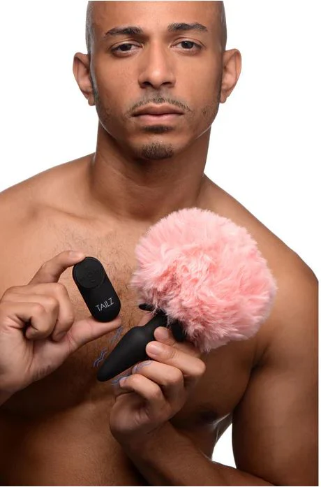 Tailz Vibrating Anal Plug & 3 Tails With Remote Control - Image 12